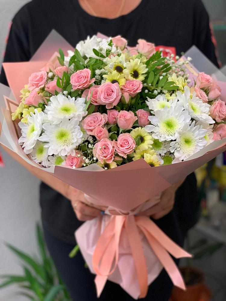 Букет цветов из: Розы и Хризантемы в Пудоже