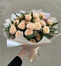 Букет Кремовые розы Латте в Пудоже