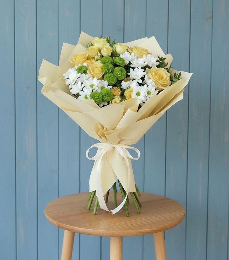 Букет цветов из: Хризантемы и Розы в Пудоже