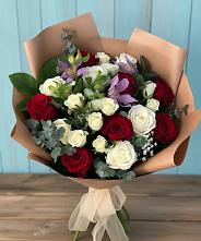 Букет цветов из:  Розы и Альстромерии #REPLACE_PRED# Пудоже