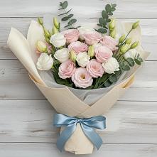 Букет цветов из:  Лизиантусы #REPLACE_PRED# Пудоже