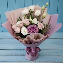 Букет цветов из:  Розы и Лизиантусы в Пудоже