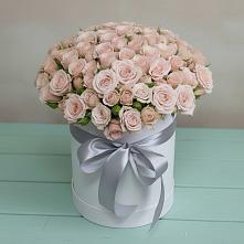 Цветочная композиция из Розы в шляпной коробке в Пудоже