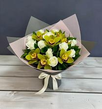 Букет цветов из:  Орхидеи и Розы в Пудоже