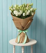 Букет цветов из:  Лизиантусы в Пудоже