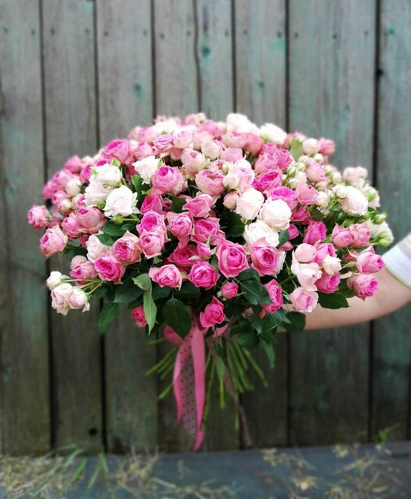 Букет Розовые кустовые розы Натали и Лав Лидия в Пудоже