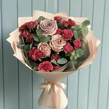 Букет цветов из:  Гвоздики и Розы в Пудоже